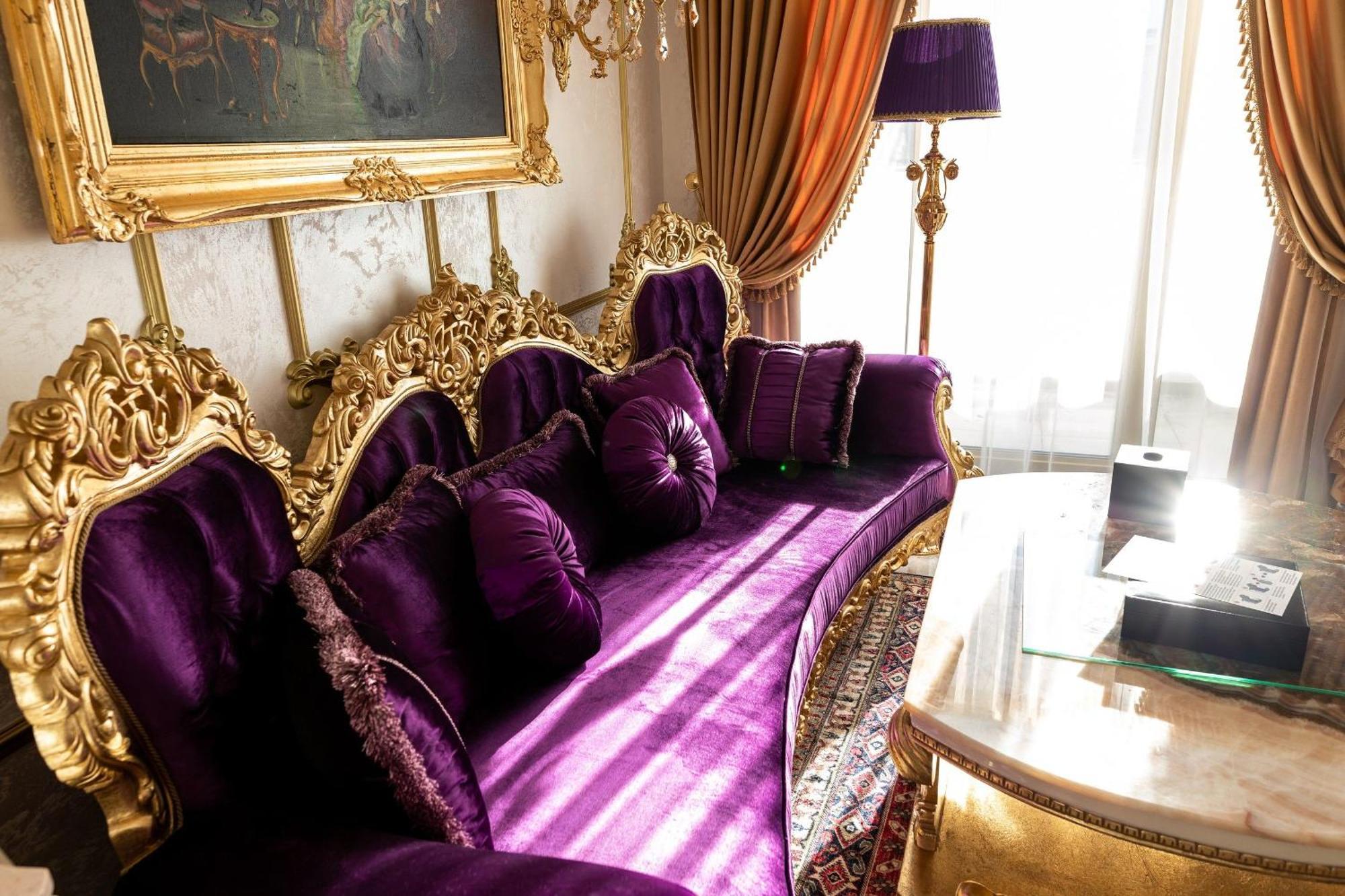 Royal Palace Luxury Hotel And Spa Khmelʼnytsʼkyy Habitación foto