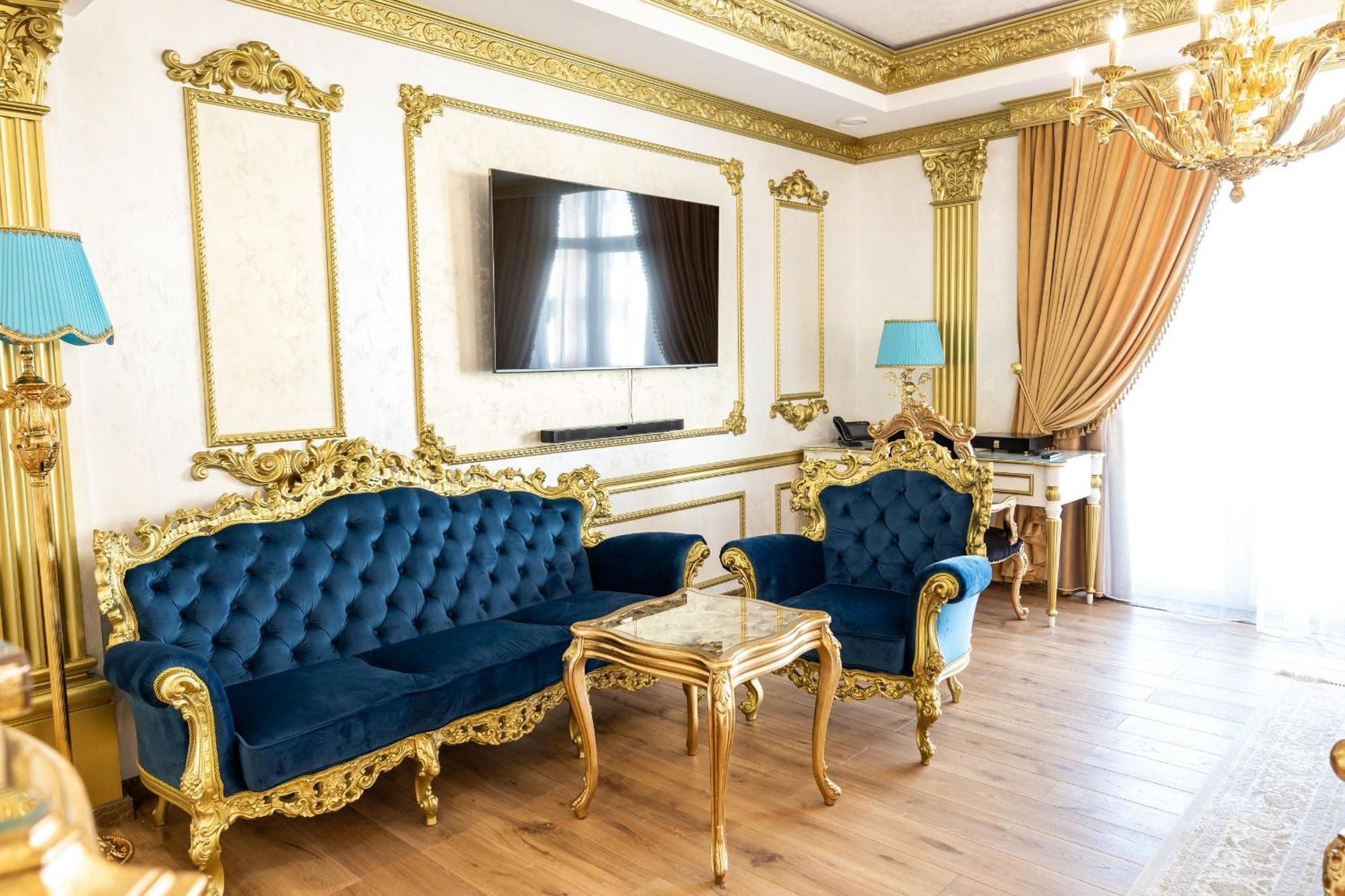 Royal Palace Luxury Hotel And Spa Khmelʼnytsʼkyy Habitación foto