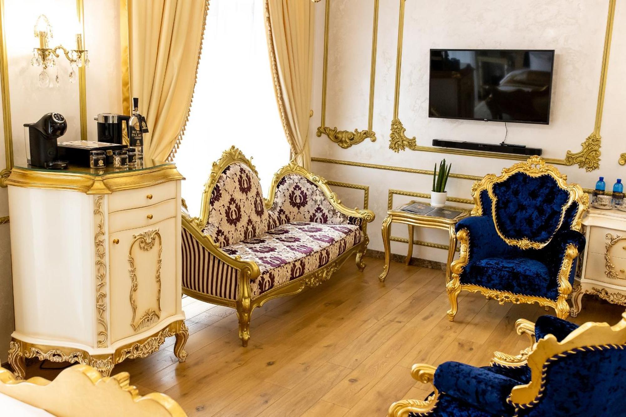 Royal Palace Luxury Hotel And Spa Khmelʼnytsʼkyy Habitación foto