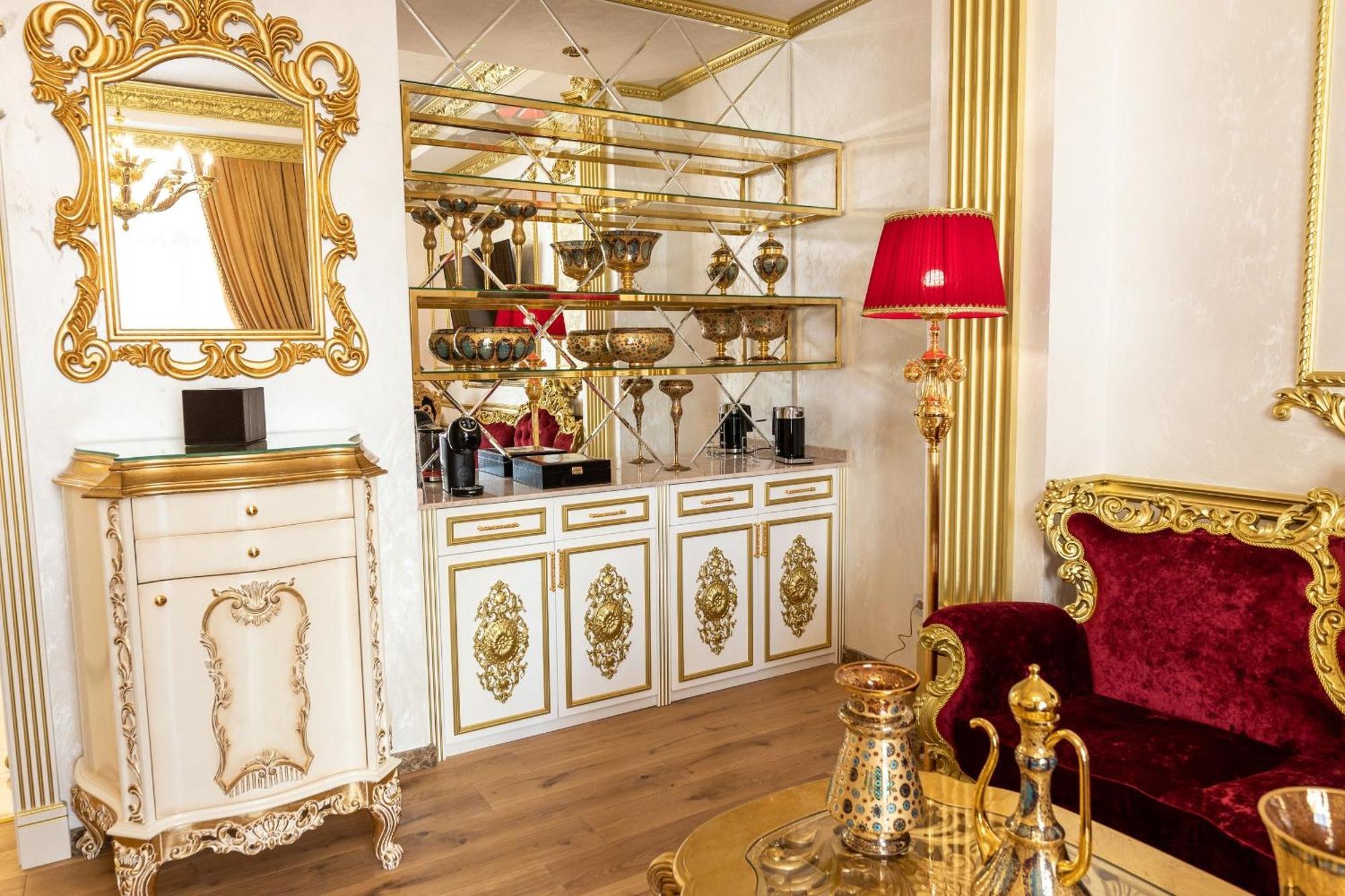 Royal Palace Luxury Hotel And Spa Khmelʼnytsʼkyy Habitación foto