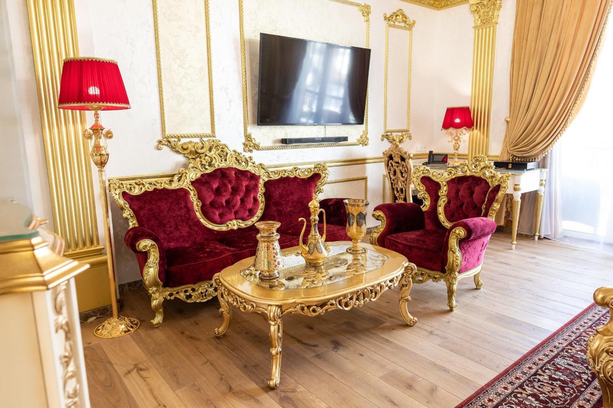 Royal Palace Luxury Hotel And Spa Khmelʼnytsʼkyy Habitación foto