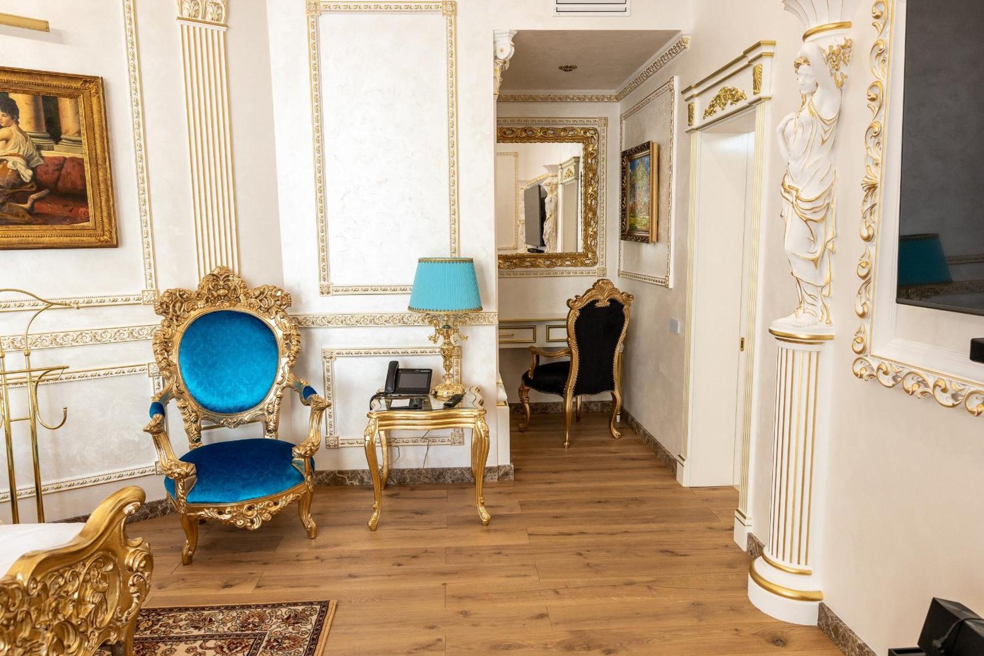 Royal Palace Luxury Hotel And Spa Khmelʼnytsʼkyy Habitación foto